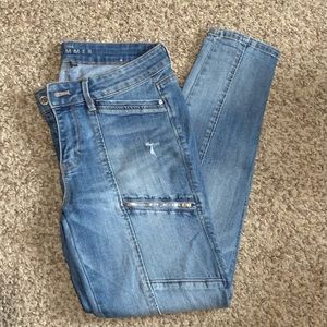 White House black market jeans with zippers